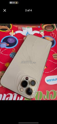 ايفون 12 برو ذهبي - 2