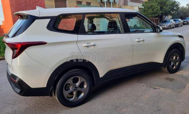 Kia Carens Diesel Automatique 2023 à Casablanca - 2