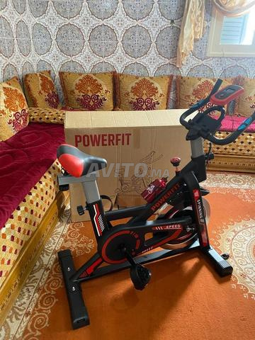 Vélo spinning neuf
