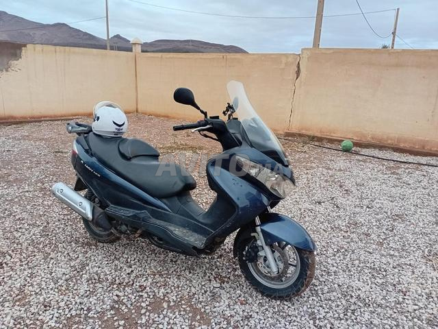 سوزوكي بورغمان حقن 125 - 2