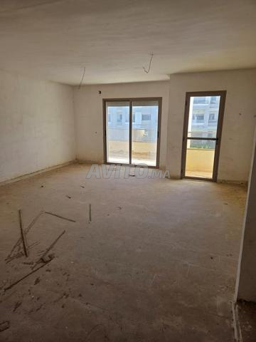 شقة جميلة في فالنسيا بيتش المنصورية - 2