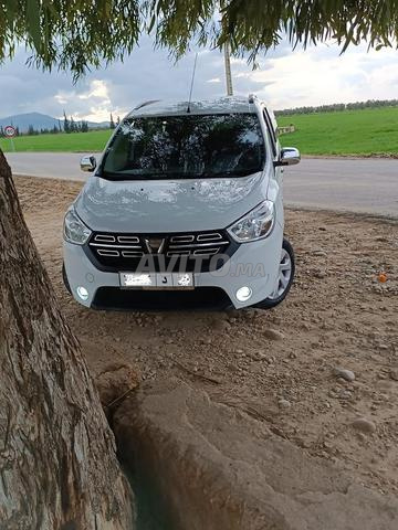 Dacia Lodgy Diesel Manuelle 2022 à Fès