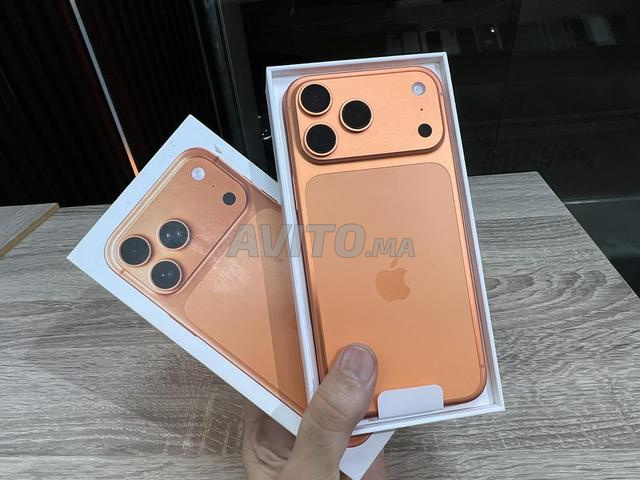 PRESQE NEUF IPHONE 17 PRO MAX 256GB / lbi3 fma7al