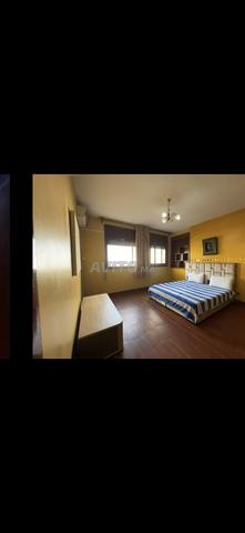 شقة مفروشة في شارع الزرقطوني 3 غرف - 2