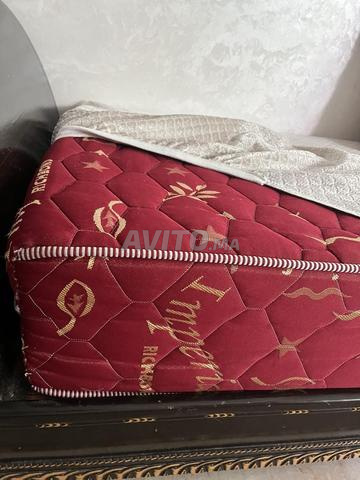 matelas avec tissus et oreillers RICHBOND - 2