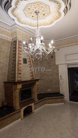 فيلا للبيع في الهرهورة 190 متر مربع 5 غرف نوم - حديقة