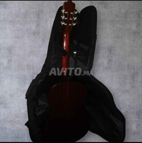 Walden N350 handmade nylon Guitar - 2