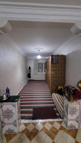 Appartement à vendre au rez-de-chaussée, proche de toutes les commodités publiques