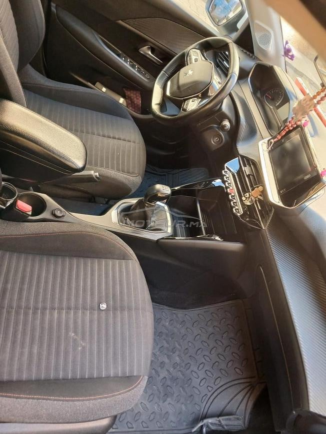 Peugeot 208 Diesel Manuelle 2021 à Fès