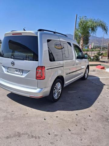 volkswagen caddy diesel automatique 2021 - 2