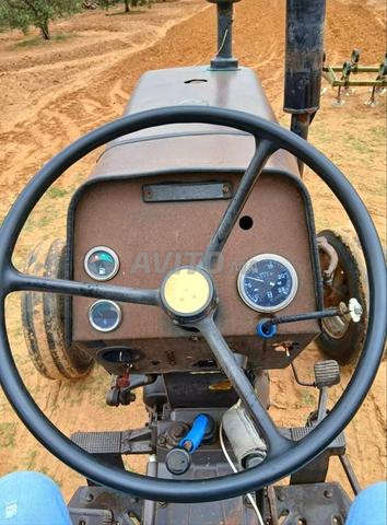 تراكتور ماسي فيركيسون 275 - 2