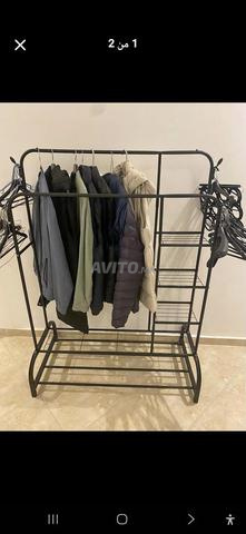 علاقة ملابس جديدة مصنوعة من حديد عالي الجودة - 2