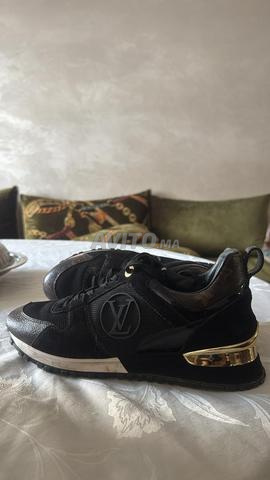 Louis Vuitton Run Away Sneaker. Original