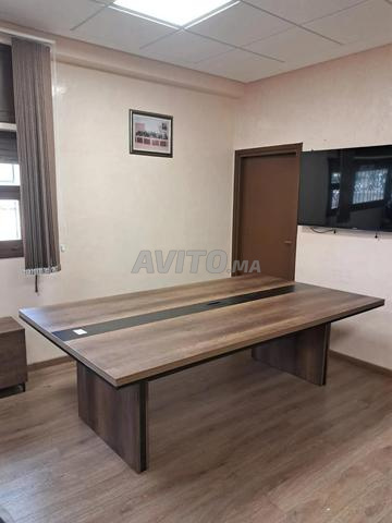 طاولة اجتماع / Table de Réunion 🪑✨ - 2