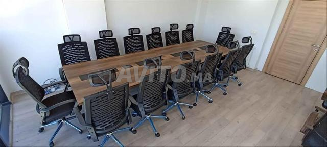 طاولة اجتماع شبه معدنية - 2