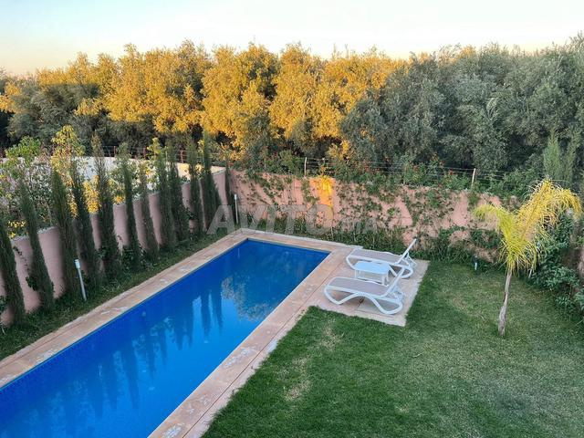 Villa moderne 4 chambres piscine & terrasse 500 m²