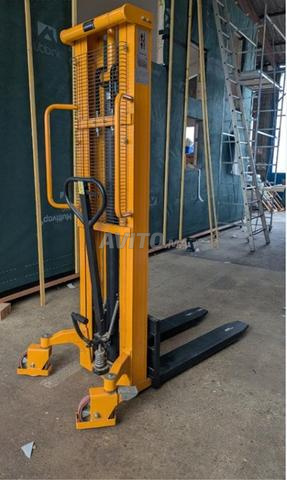 رافعة يدوية للسلع- جودة عالية (Gerbeur Manuel)