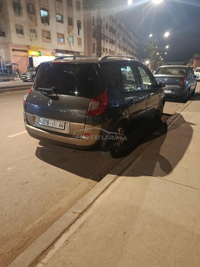Renault Scénic 3amra 