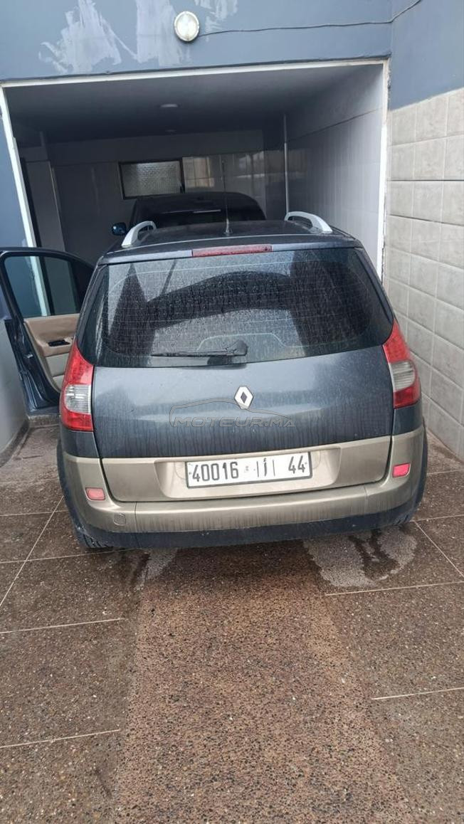 Renault Scénic 3amra 