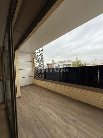 بيع فيلا عصرية فاخرة - حي الرياض الرباط - 2