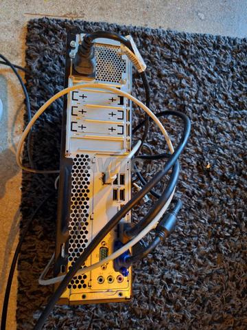 Ordinateur de bureau - 2