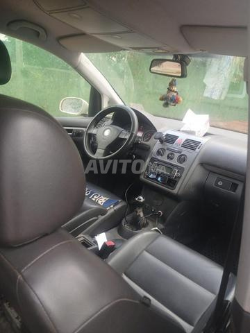 Volkswagen Touran - 2