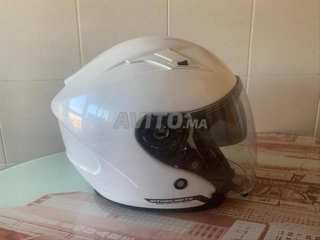 casque moto jet MT Helmets L très bon état. - 2