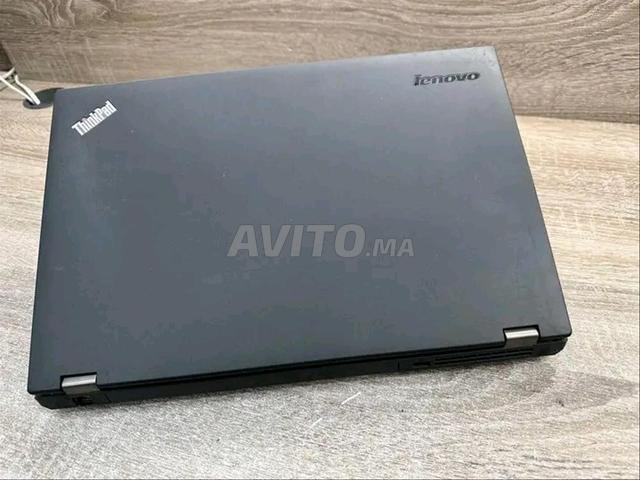 Lenovo i7 Ram 24 double Graphique Disc 256 SSD