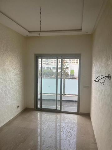 شقة للإيجار فارغة غرفتين - 2