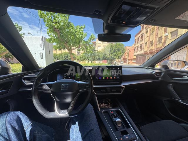 سيات ليون كاملة الخيارات للبيع 2024 - 2