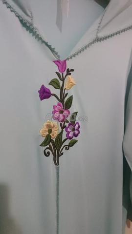 جلابة جميلة جدا مصنوعة يدويا - 2