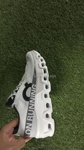 حذاء جري ON - 2