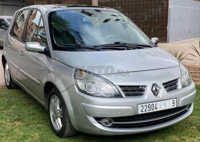 RENAULT SCÉNIC FAMILIAL DIESEL