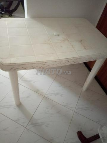 Table de salle à manger - 2