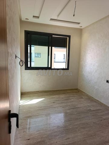 شقة رائعة للإيجار فارغة عين السبع - 2