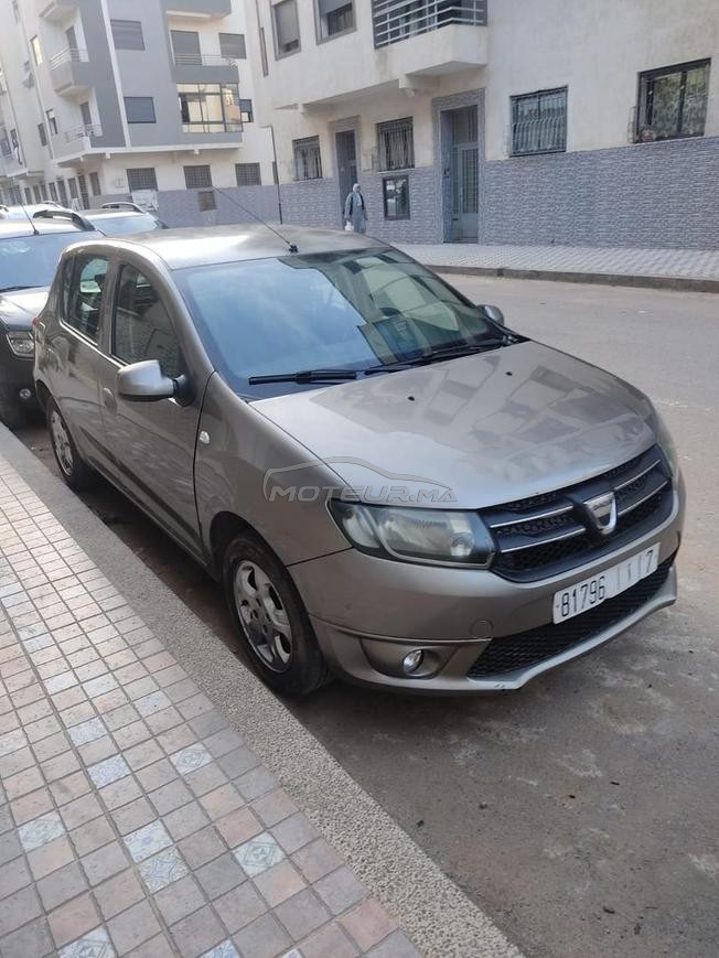 sandero tout option