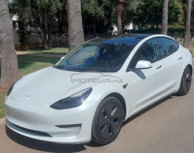 tesla 3 presque neuf