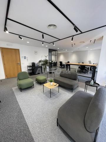 مكتب جميل للبيع في الراسين - 2