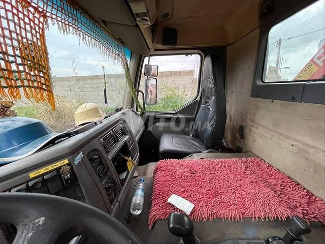 Renault plateau avec grue - 2