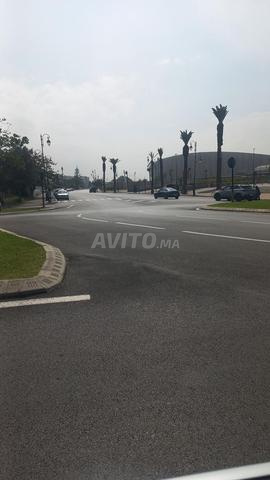 فيلا على شارع بجوار محطة حي الرياض