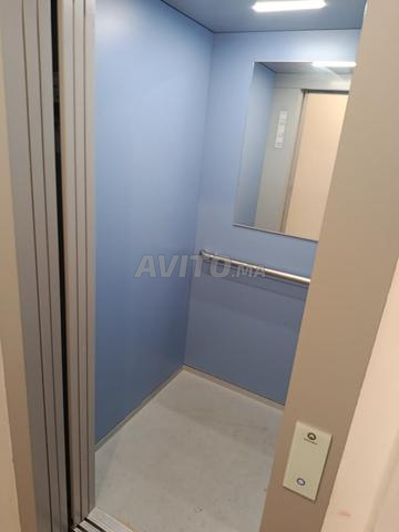 شقة مفروشة ممتازة للبيع بحي الشرف قرب مرجان - 2