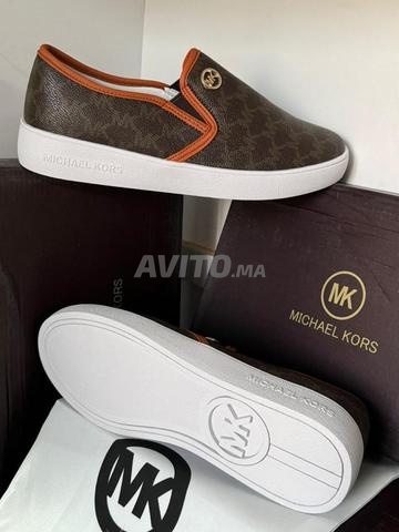 حذاء سهل الارتداء أنيق Mickael Kors MK9420 - 2