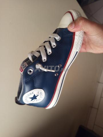 زوج من الأحذية الرياضية في حالة جيدة جدا - 2