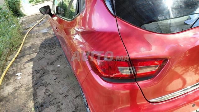 Une clio 04 à vendre - 2