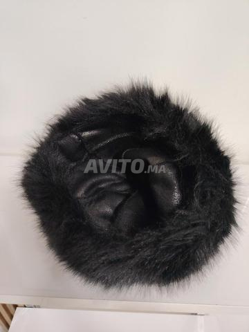 قبعة نسائية سوداء بتأثير الفرو - 2