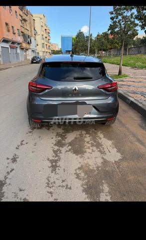 Clio 5 antons toutes options modèle 2020 cher 12 - 2