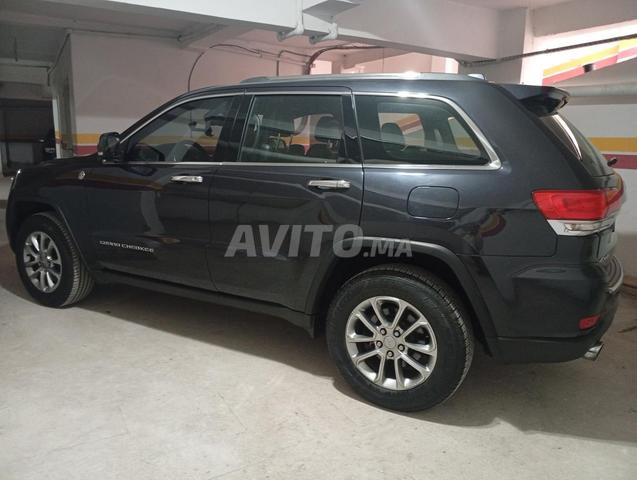 Très belle jepp grand cherokee a vendre - 2