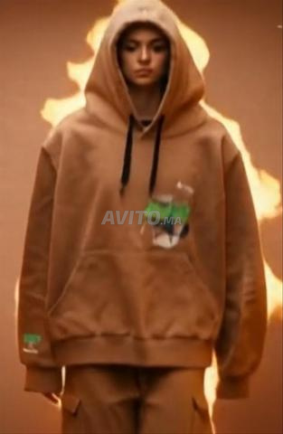 غطاء رأس بني أنيق من Teamtown جديد - 2