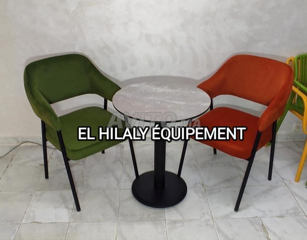 كراسي مقاهي بالجملة