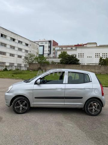 Kia Picanto Essence Manuelle 2008 à Larache - 2